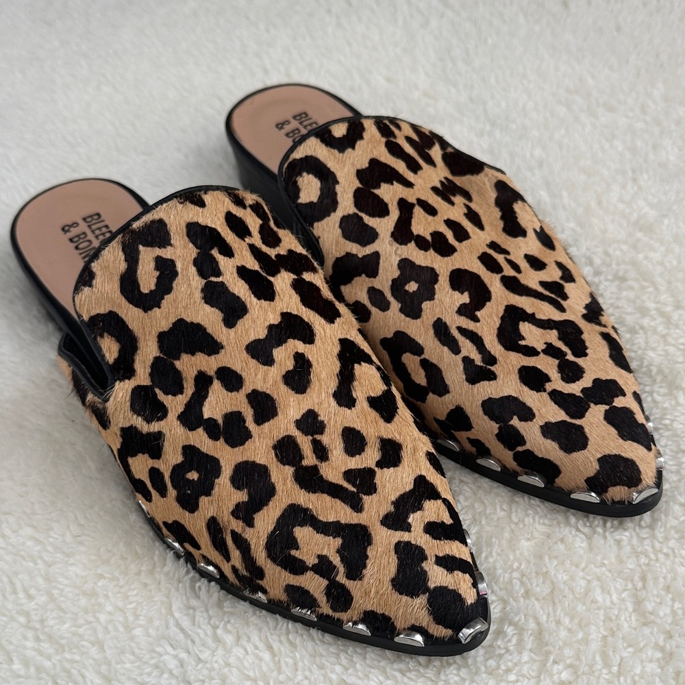 Bleecker & Bond Leopard Print Pointed Mules - Tan/Black